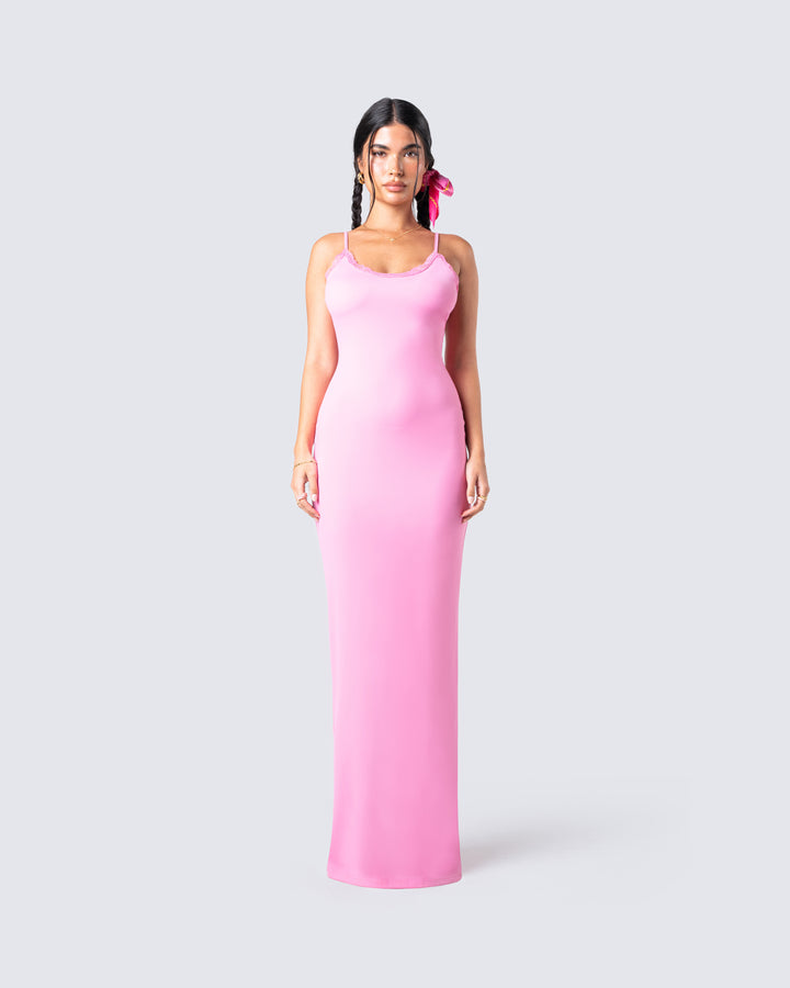 Women's pink maxi dress close-up detail – FINESSE
