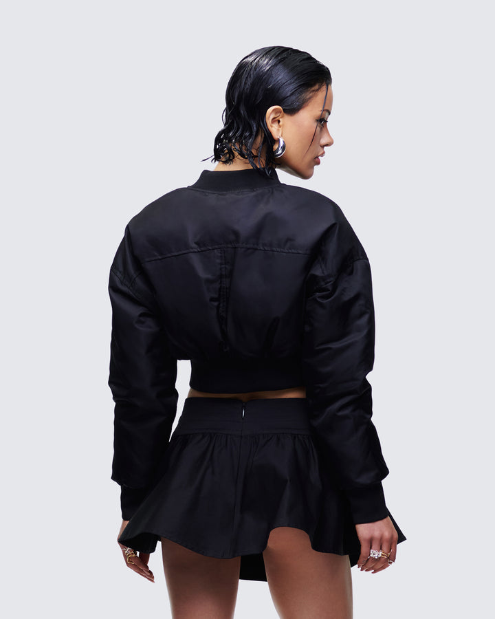 Women's black jacket close-up detail – FINESSE