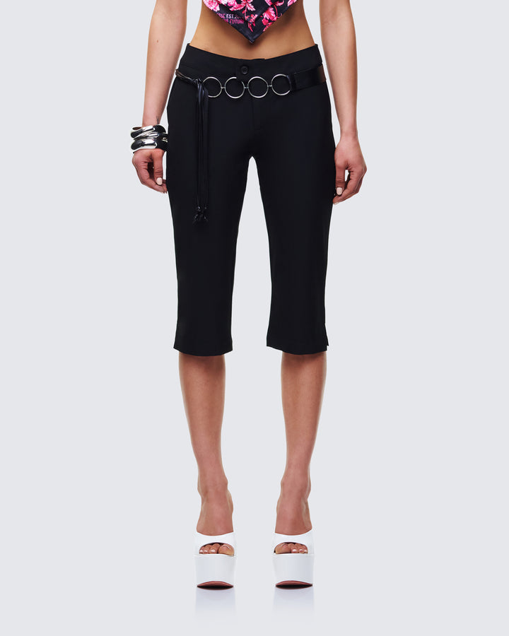 Women's black accessories close-up detail – FINESSE