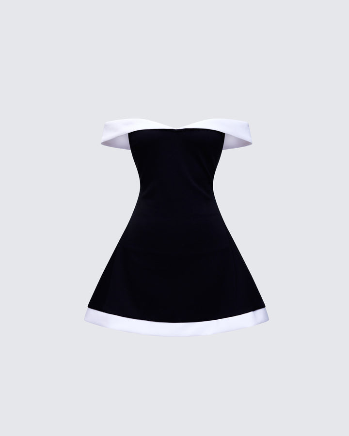 Women's cotton matching set styled on model – FINESSE