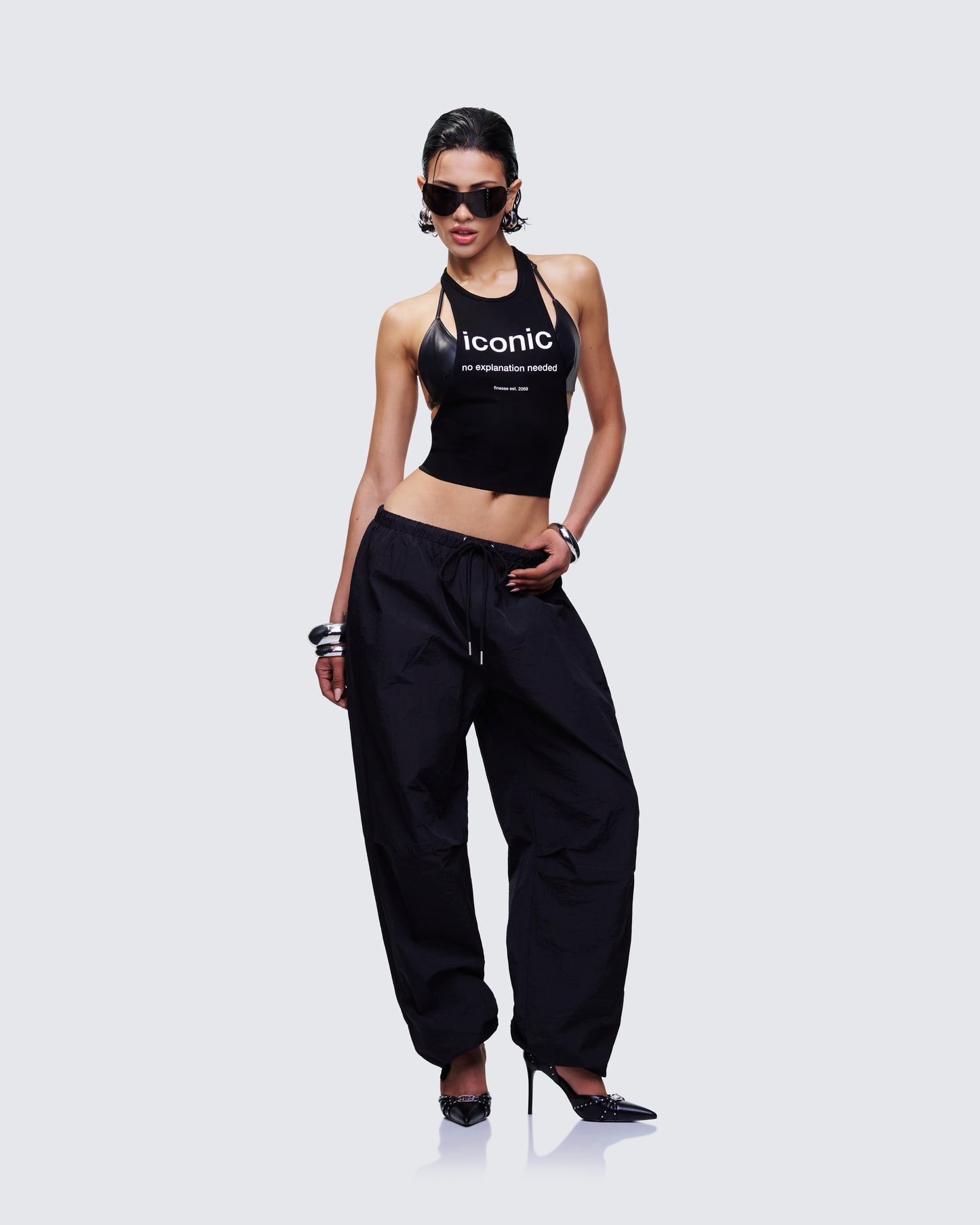 Women's black tank top alternate angle – FINESSE