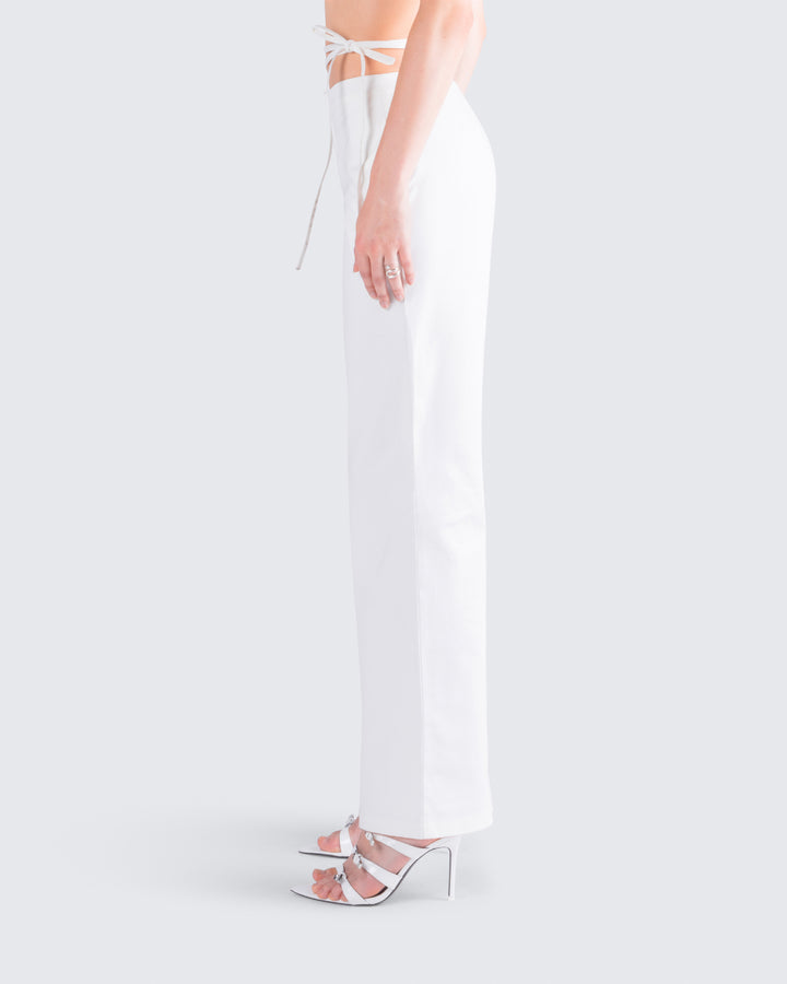 Women's ivory cotton pants close-up detail – FINESSE