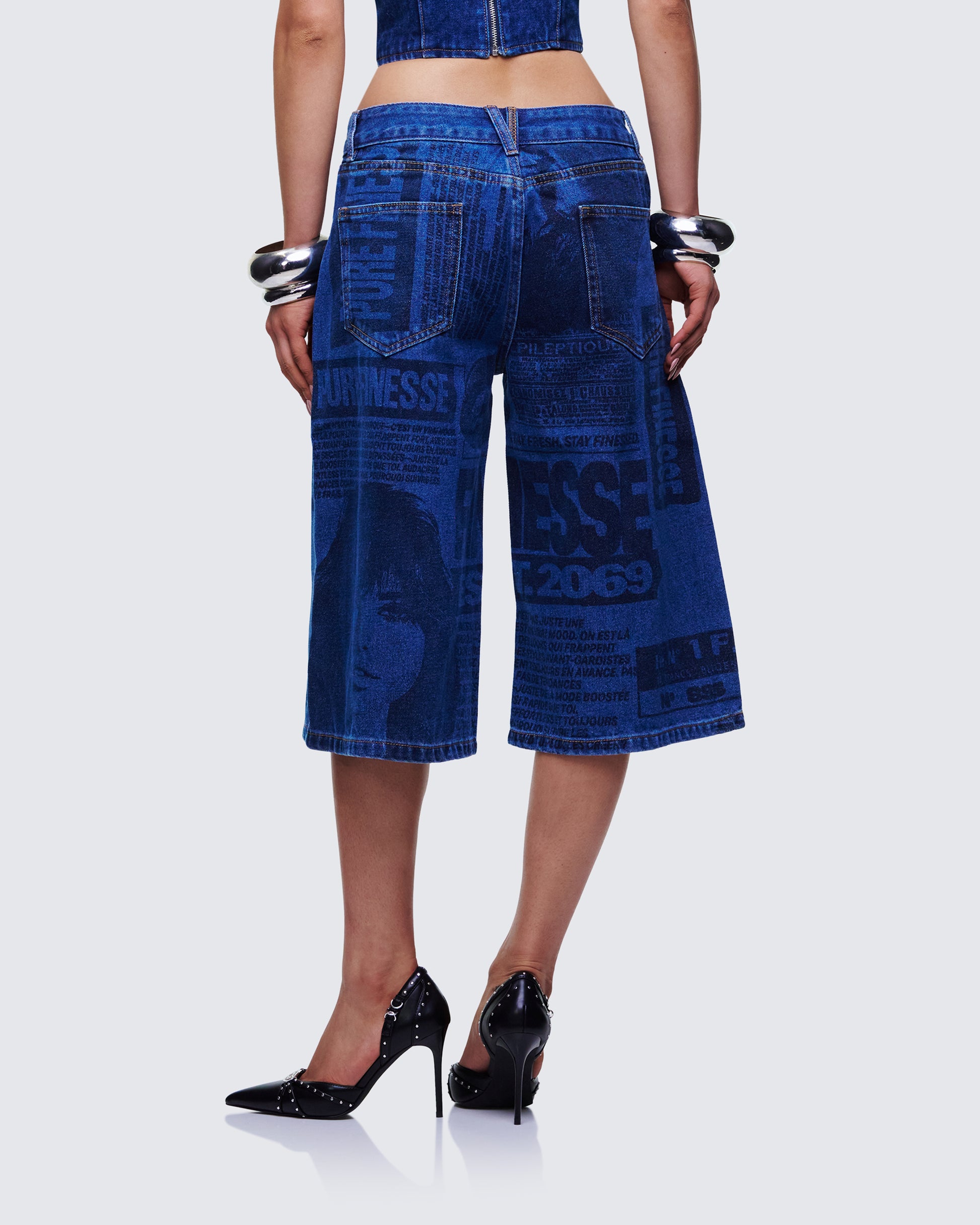 Women's blue cotton bottoms close-up detail – FINESSE