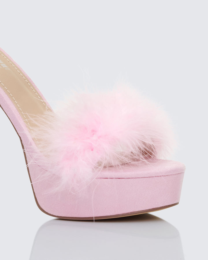 Women's pink heels close-up detail – FINESSE