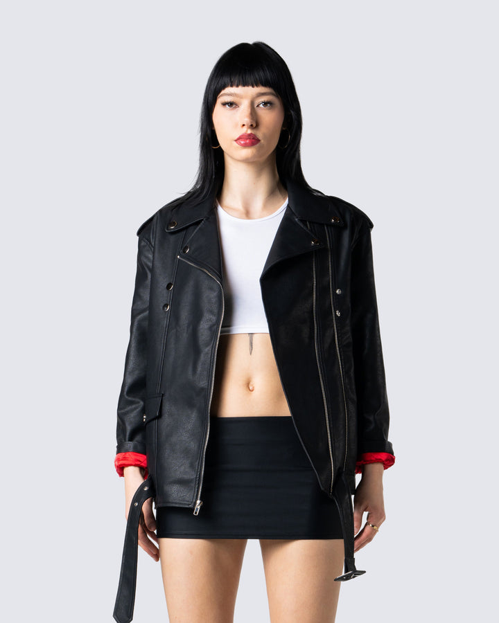 Women's black jacket close-up detail – FINESSE