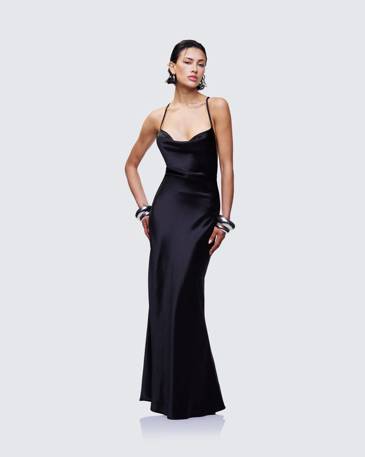 Women's black maxi dress close-up detail – FINESSE
