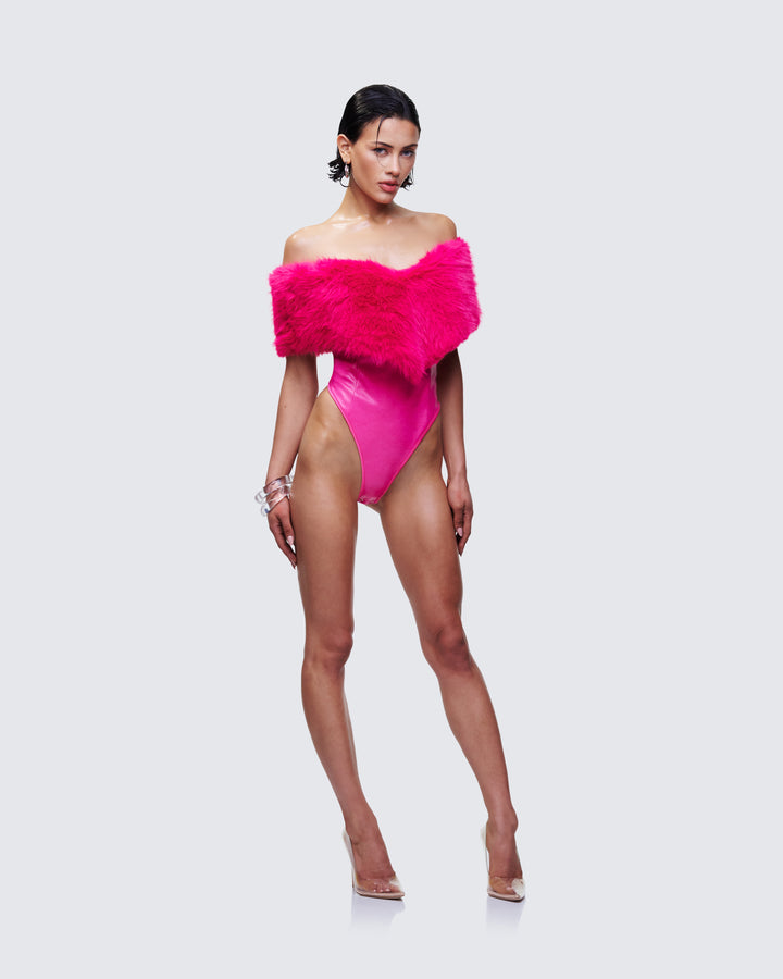 Women's pink bodysuit close-up detail – FINESSE