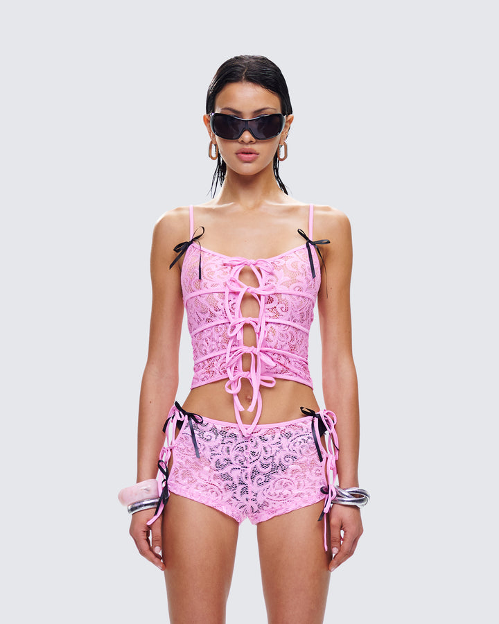 Women's pink top close-up detail – FINESSE