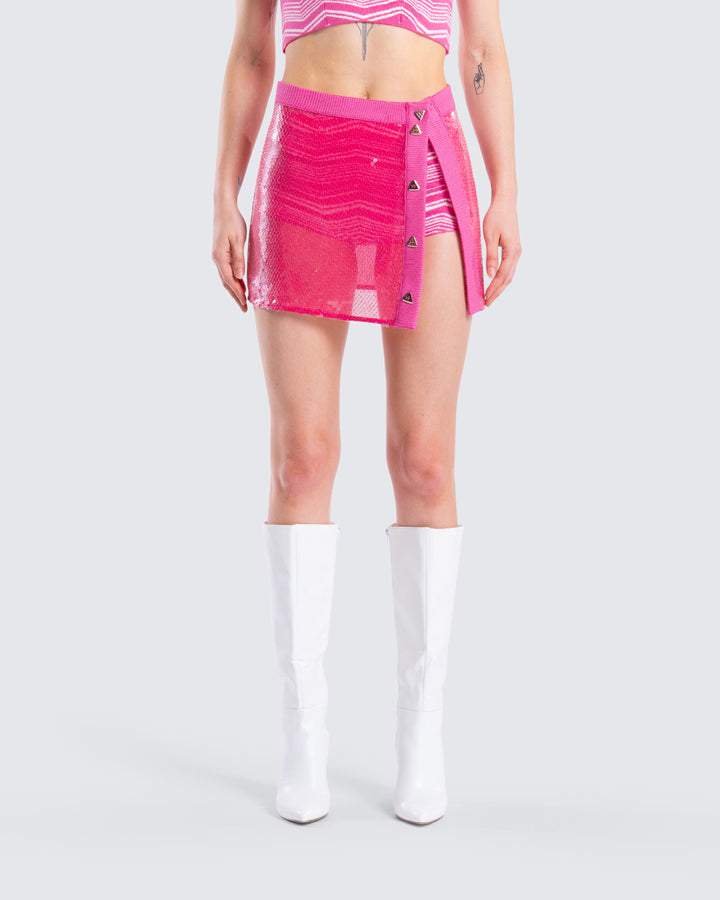Women's pink mini skirt close-up detail – FINESSE
