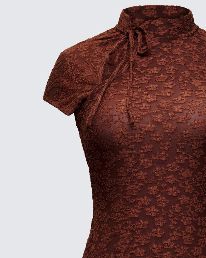 Women's brown mini dress close-up detail – FINESSE