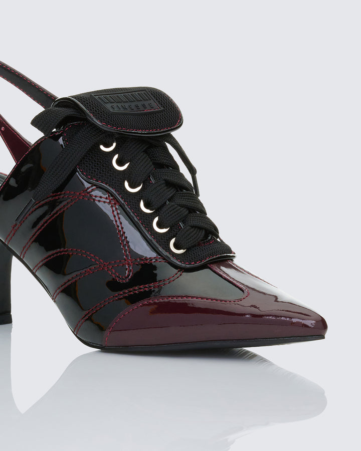Women's black mules close-up detail – FINESSE
