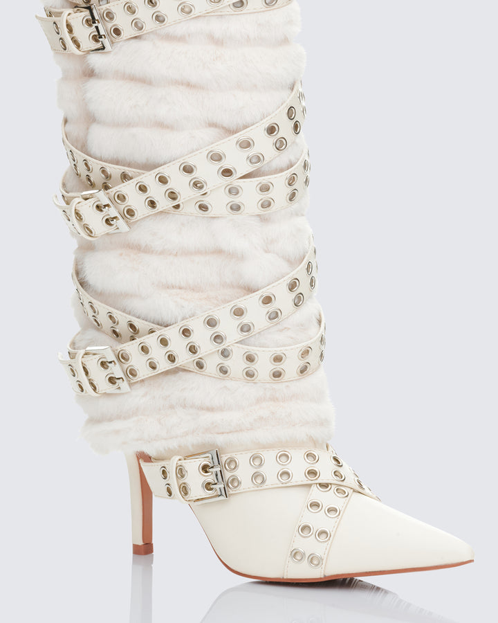 Women's cream boots close-up detail – FINESSE