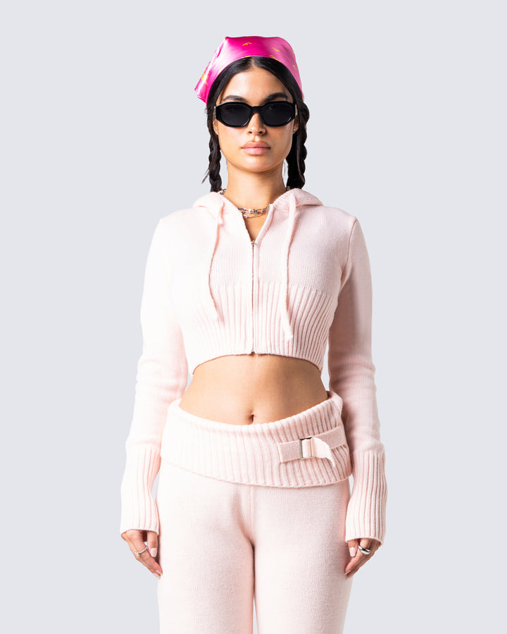 Women's pink jacket close-up detail – FINESSE