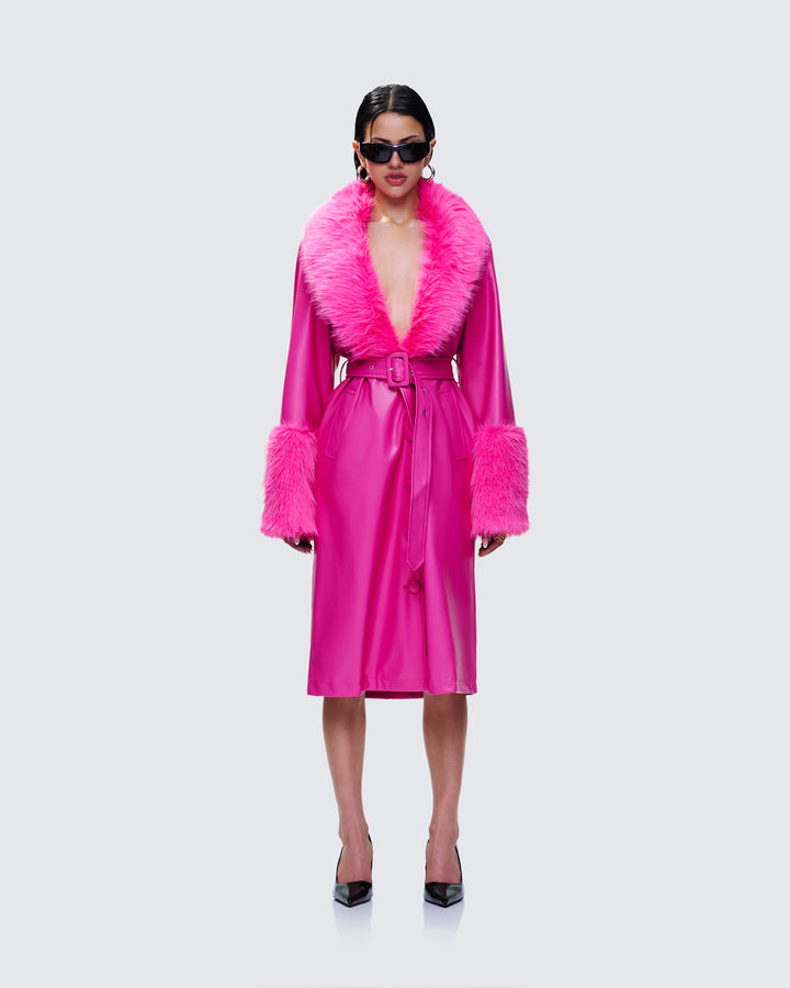 Women's pink coat close-up detail – FINESSE
